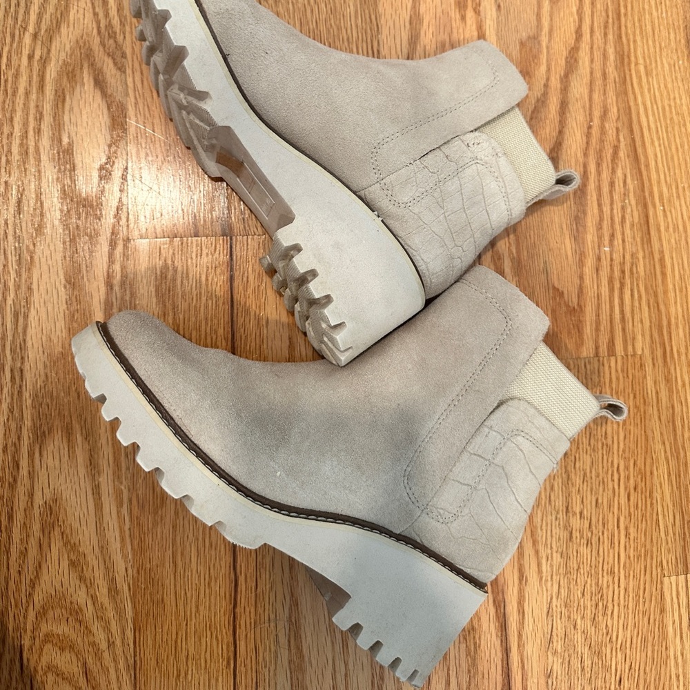 Tan Dolce Vita Booties
